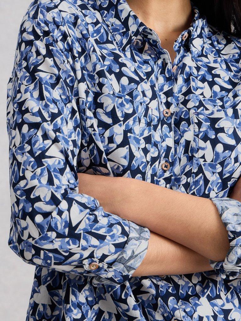 Sophie Collared Organic Cotton Long Sleeve Shirt in NAVY PR - MODEL DETAIL