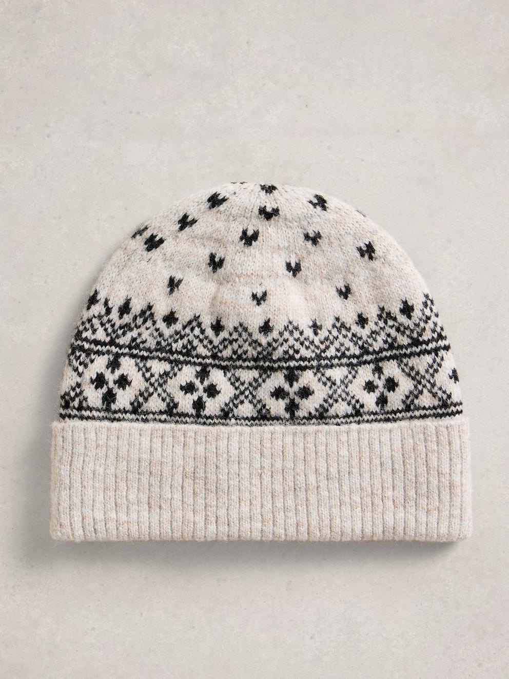 Fairisle Heart Beanie in NAT MLT - FLAT DETAIL