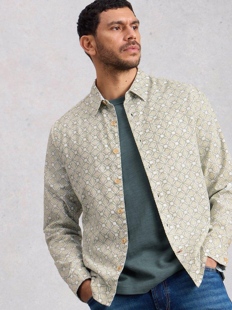Finsbury Tile Print Shirt in GREEN PR - LIFESTYLE