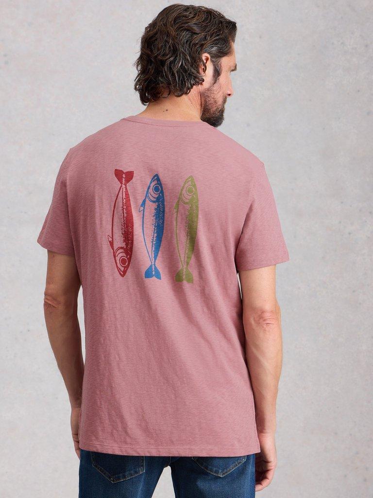 Abersoch Hook Graphic Tee in PINK PR - MODEL BACK