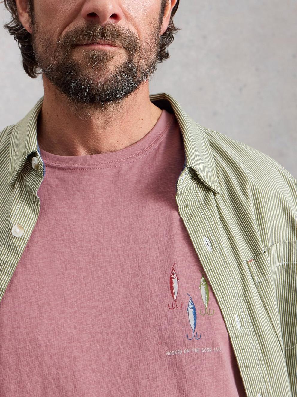 Abersoch Hook Graphic Tee in PINK PR - MODEL DETAIL