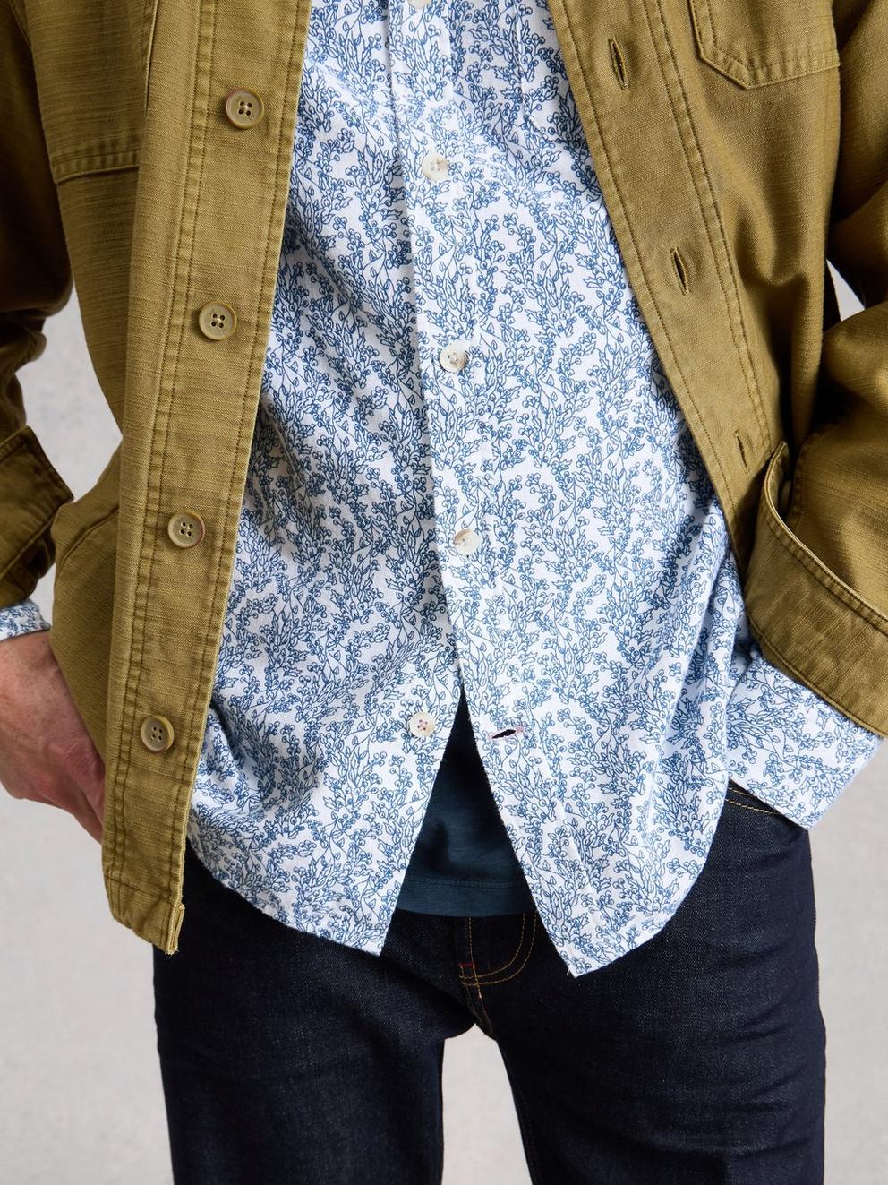 Finsbury Vine Printed Shirt in WHITE PR - MODEL DETAIL