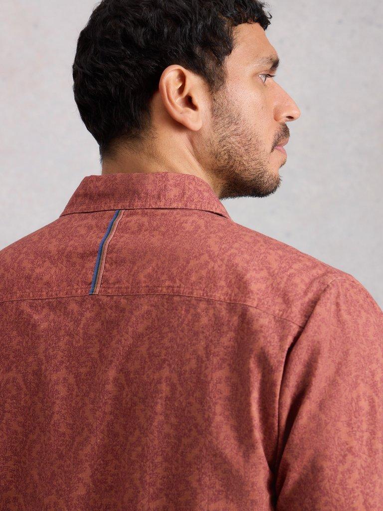 Finsbury Printed Vine Shirt in PINK PR - MODEL BACK