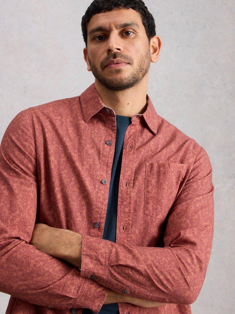 Finsbury Printed Vine Shirt in PINK PR - MODEL DETAIL