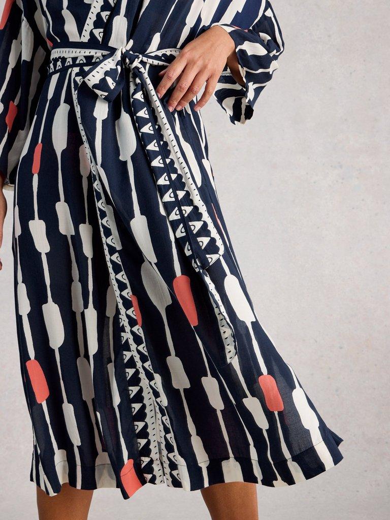 Poppy Cover Up Kimono in NAVY MULTI - MODEL DETAIL