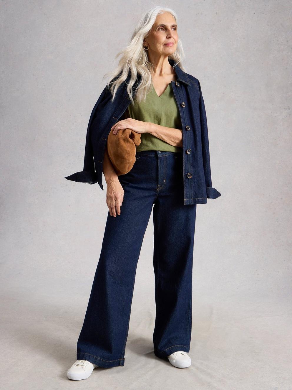 NELLY NOTCH NECK SHORT SLEEVE T-SHIRT in BRT GREEN - MODEL FRONT