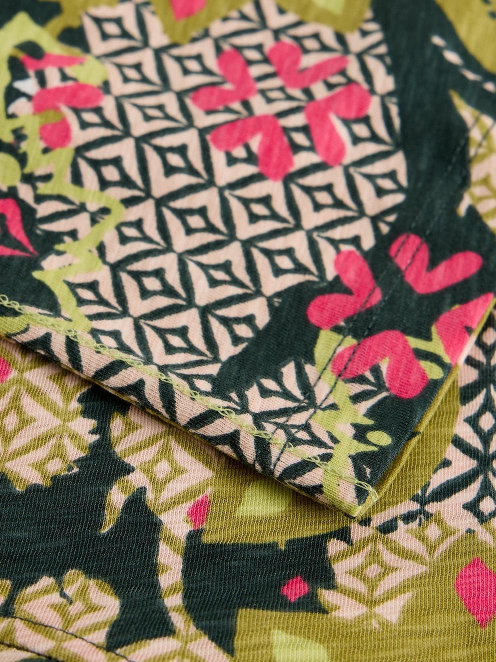 NELLY NOTCH NECK SHORT SLEEVE T-SHIRT in GREEN PR - FLAT DETAIL