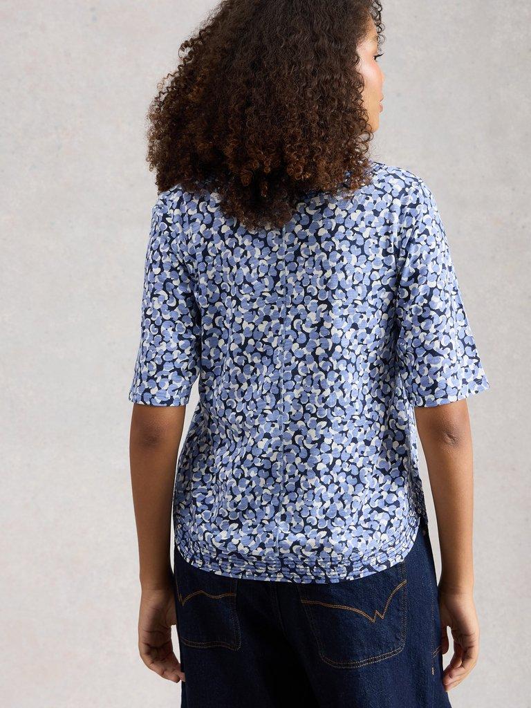 WEAVER JERSEY CREW NECK TEE in BLUE PR - MODEL BACK