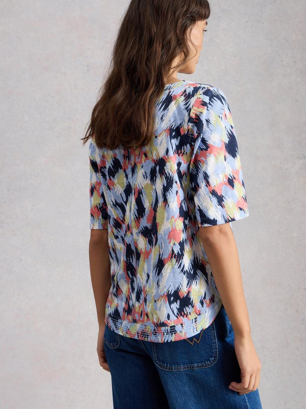 WEAVER NOTCH NECK SHORT SLEEVE TEE in BLUE MLT - MODEL BACK