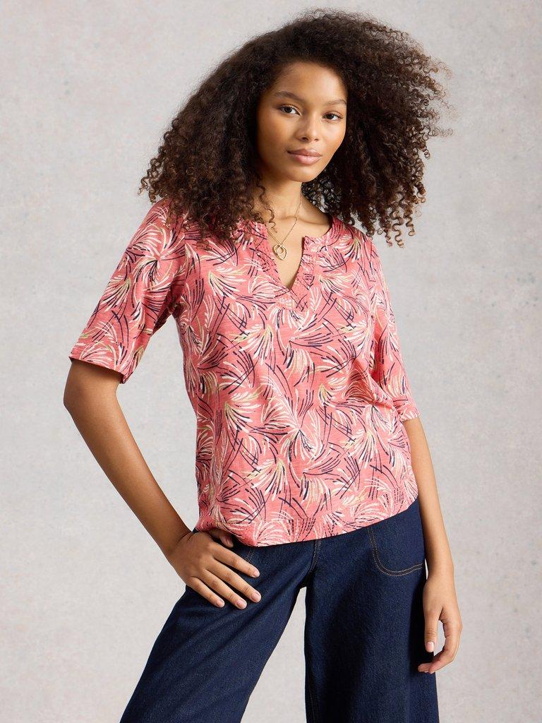 WEAVER NOTCH NECK SHORT SLEEVE TEE in PINK MLT - MODEL DETAIL