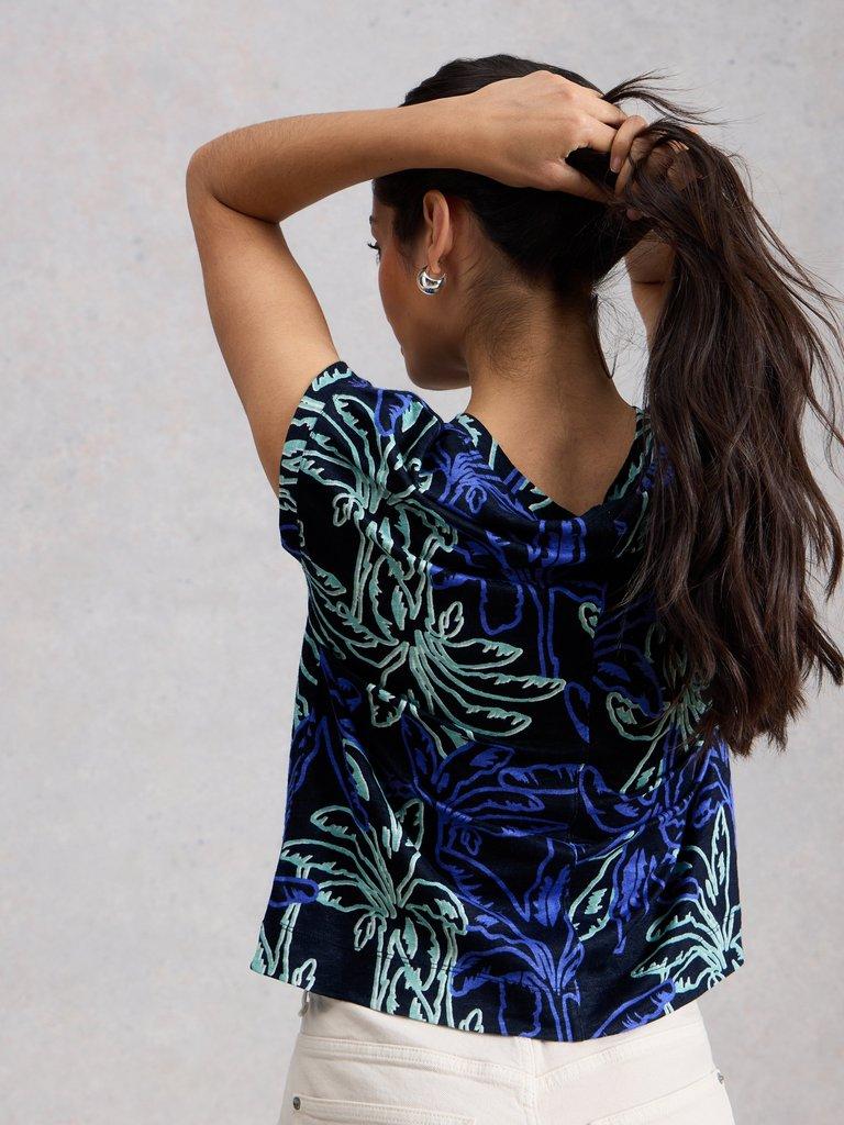 IRIS LINEN TEE in NAVY PR - MODEL BACK