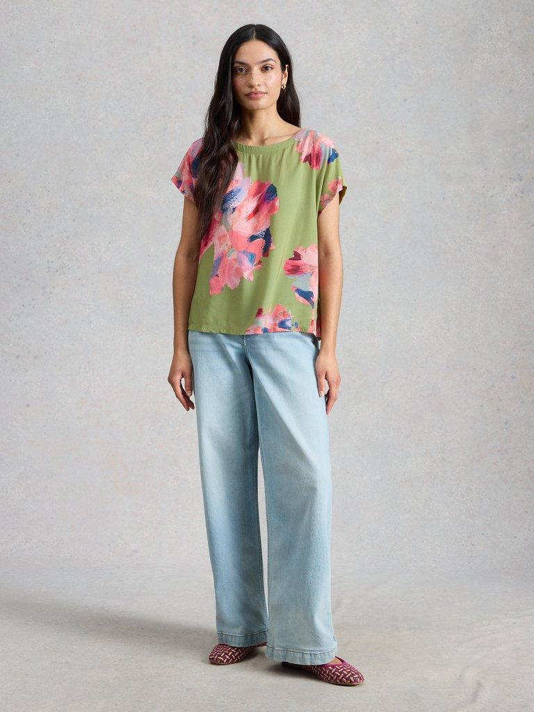 WOVEN MIX TEE in GREEN PR - MODEL FRONT