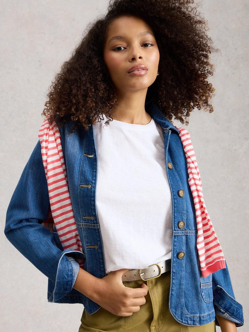 CLARA CREW NECK SHORT SLEEVE TEE in BRIL WHITE - LIFESTYLE