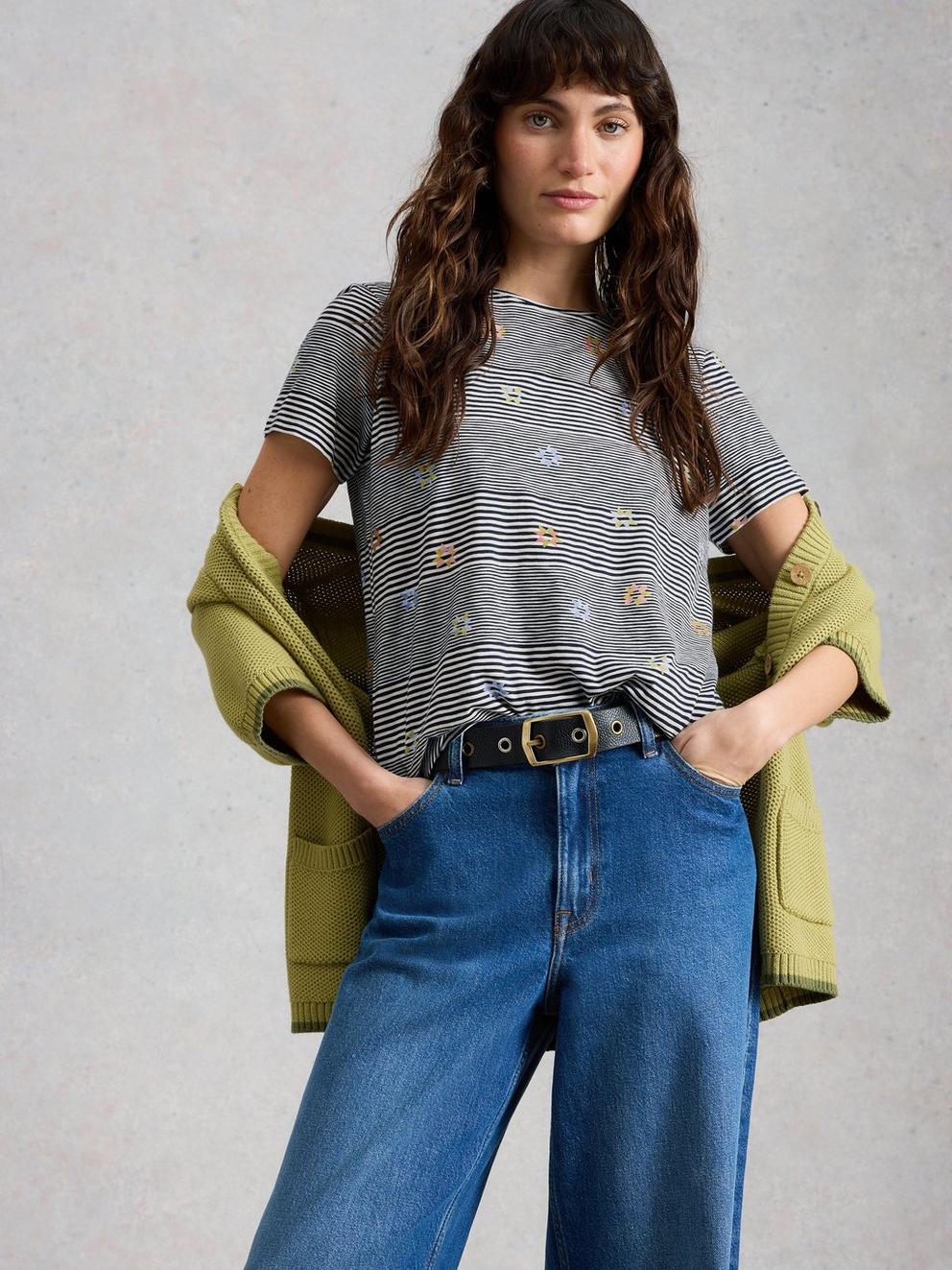 ABBIE STRIPE T-SHIRT in NAVY MULTI - MODEL DETAIL