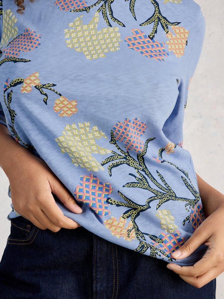 CLARA LONG SLEEVE TEE CREW NECK in BLUE PR - MODEL DETAIL