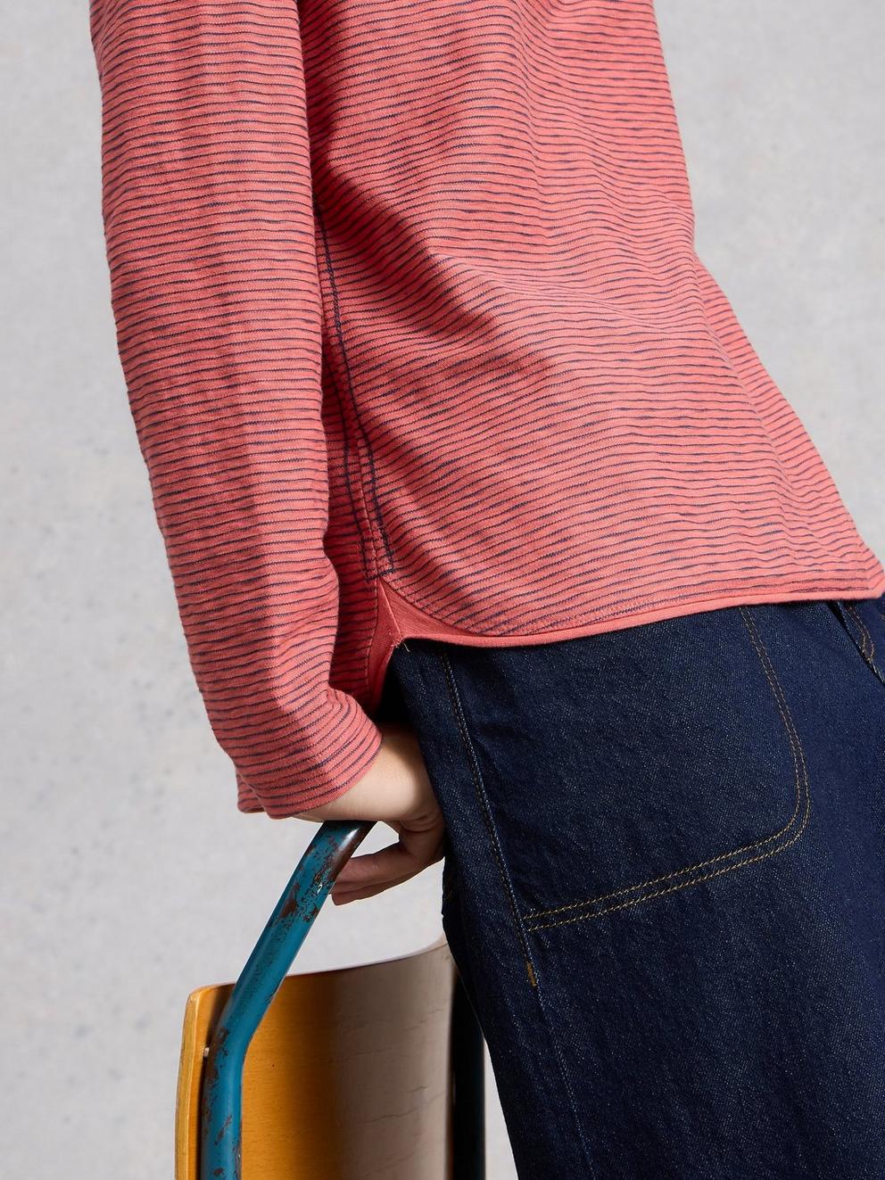 CLARA TEXTURE LS TEE in MID PINK - MODEL DETAIL