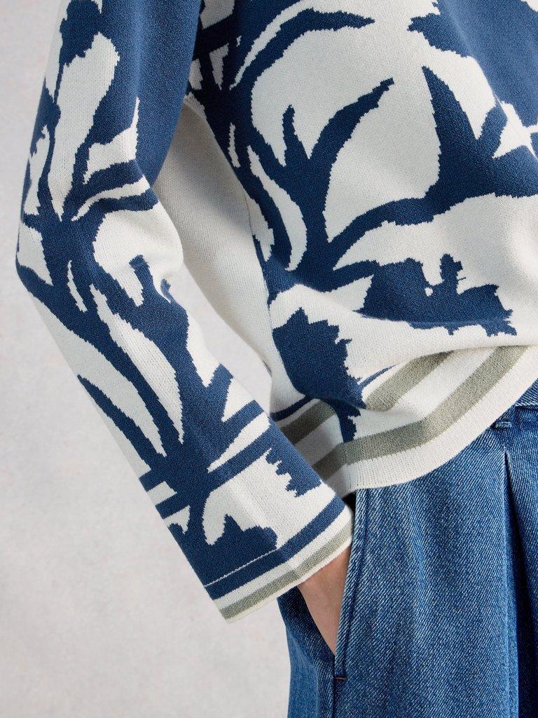 FABIA FLORAL JUMPER in IVORY MLT - MODEL DETAIL