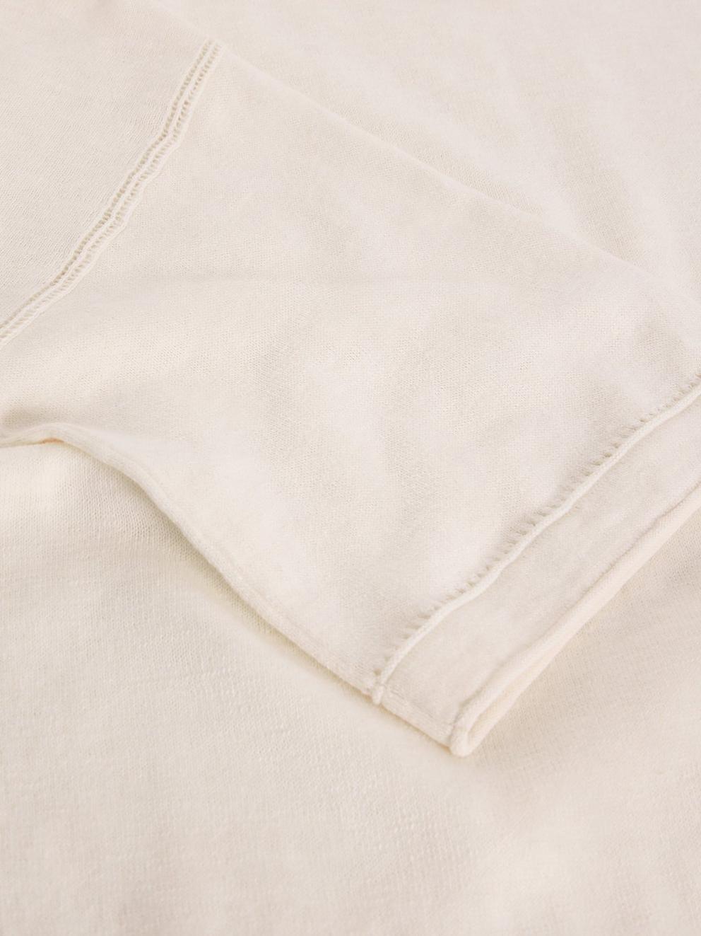 KATE LINEN TOP in NAT WHITE - FLAT DETAIL