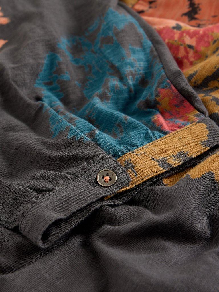 LARA V NECK TUNIC in GREY PR - FLAT DETAIL