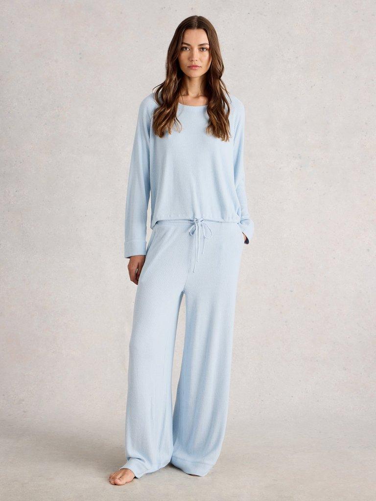 COSY JERSEY RIB TOP in LGT BLUE - MODEL FRONT