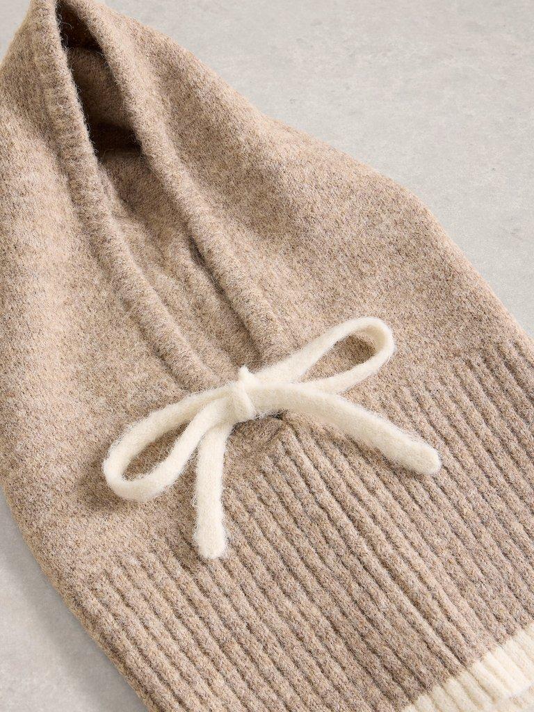 Emma Knitted Hood  in LGT NAT - FLAT DETAIL