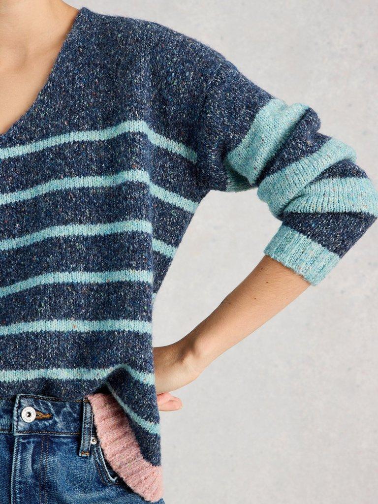 TAMARA STRIPE TEXTURE V NECK in BLUE MLT - MODEL DETAIL