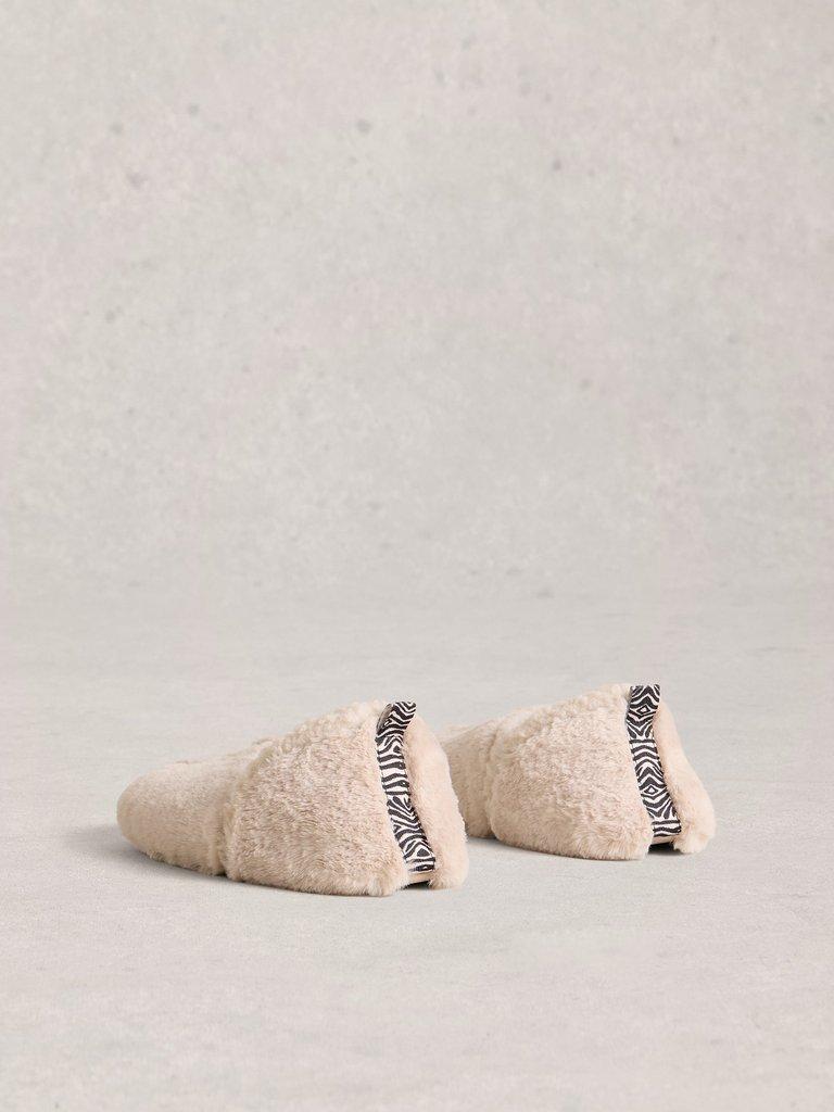 Reya Slipper Closed Back in LGT NAT - FLAT BACK