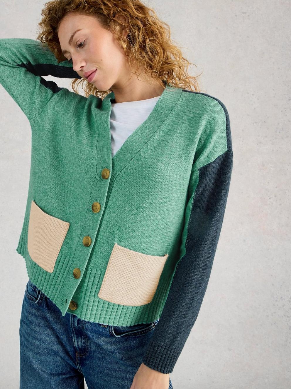 MARY COLOURBLOCK CARDI in TEAL MLT - MODEL DETAIL