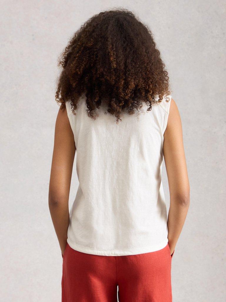 PEONY SLEEVELESS SHIRT in BRIL WHITE - MODEL BACK