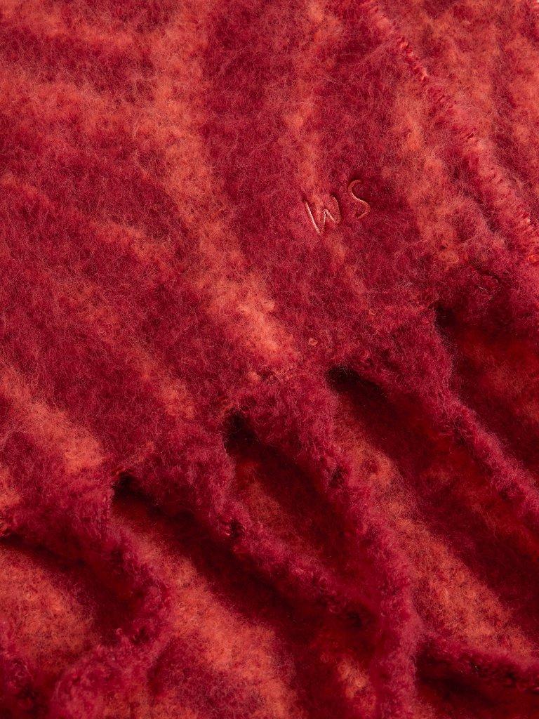 Shelly Scarf in DK RED - FLAT DETAIL