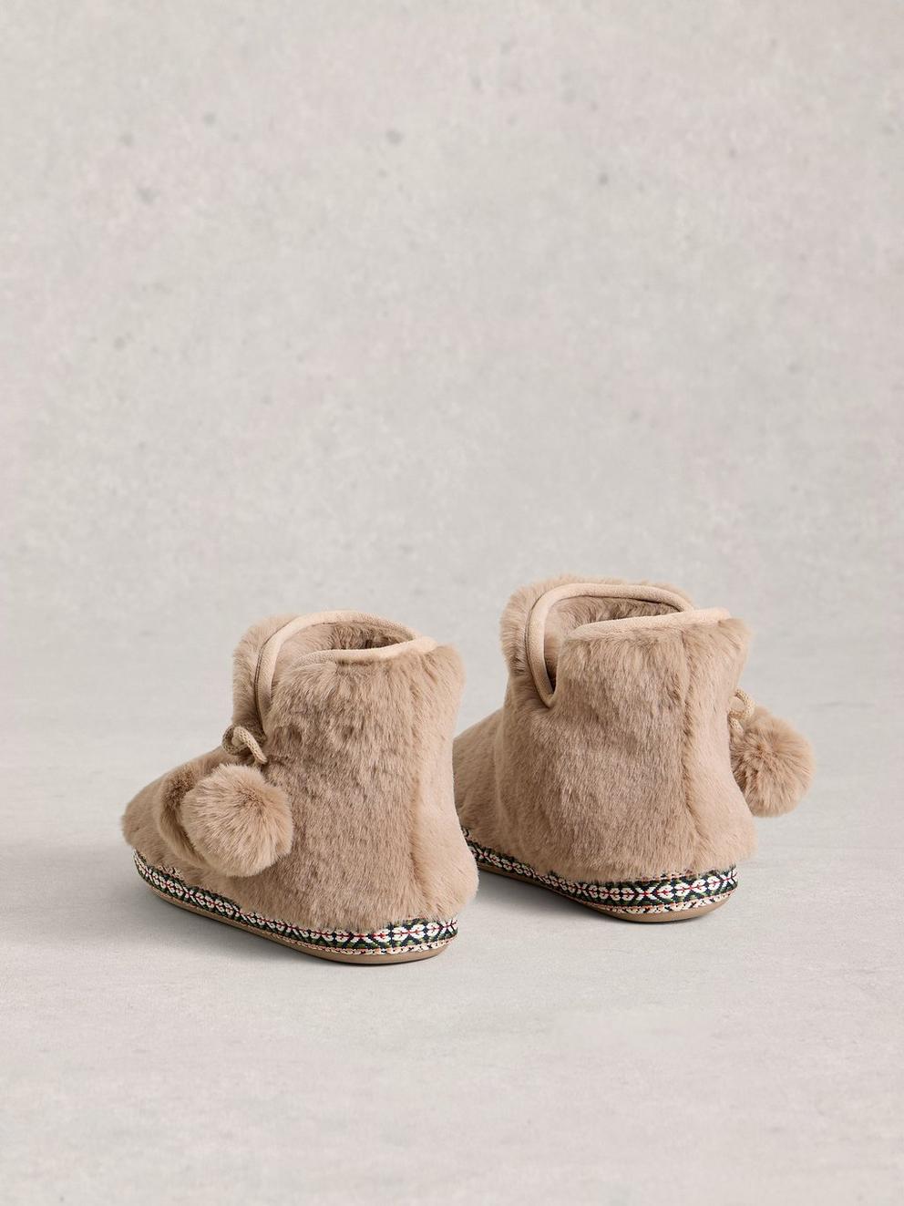 Faux Fur Bootie Slipper in DK NAT - FLAT BACK