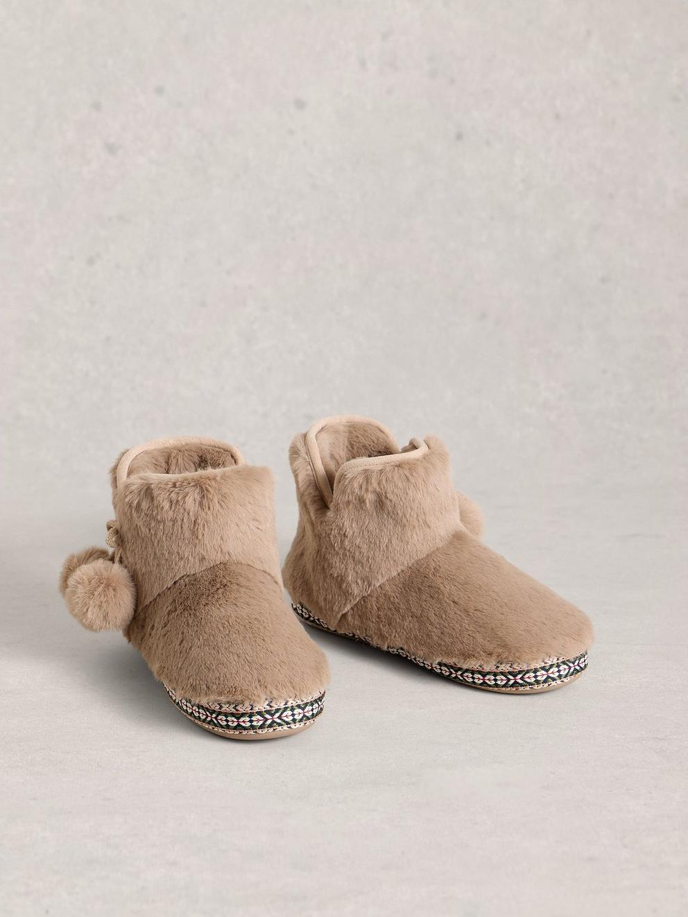 Faux Fur Bootie Slipper in DK NAT - FLAT FRONT