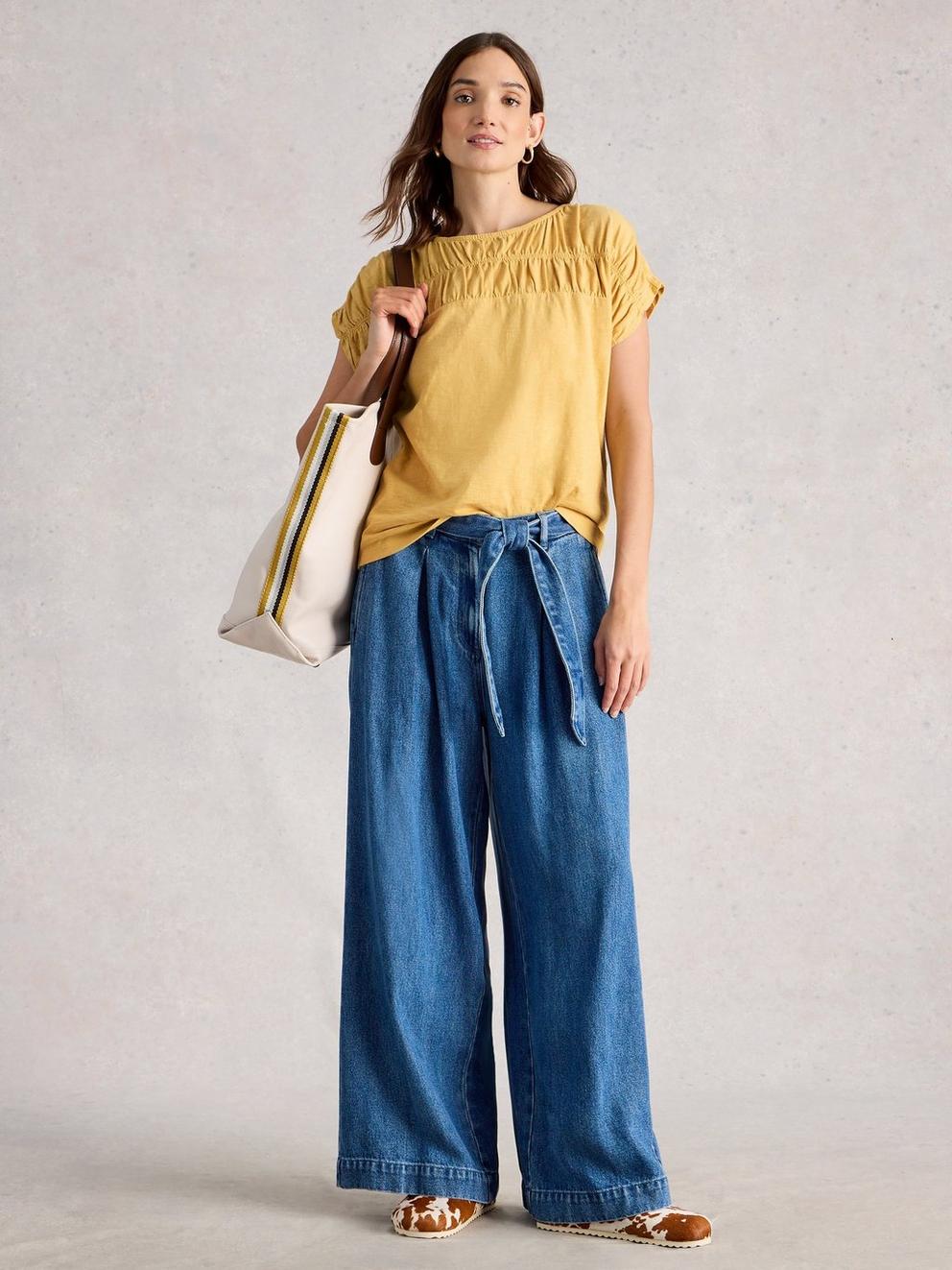 RACHEL RUCHED TEE in LGT YELLOW - MODEL FRONT