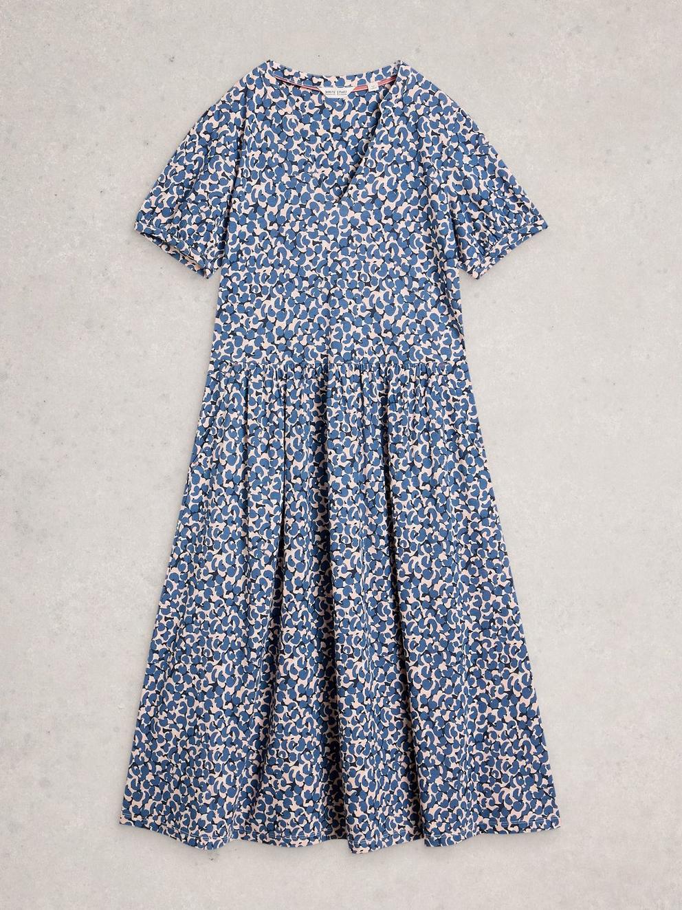 Leah Short Sleeve Jersey Midi Dress in BLUE MLT - FLAT FRONT