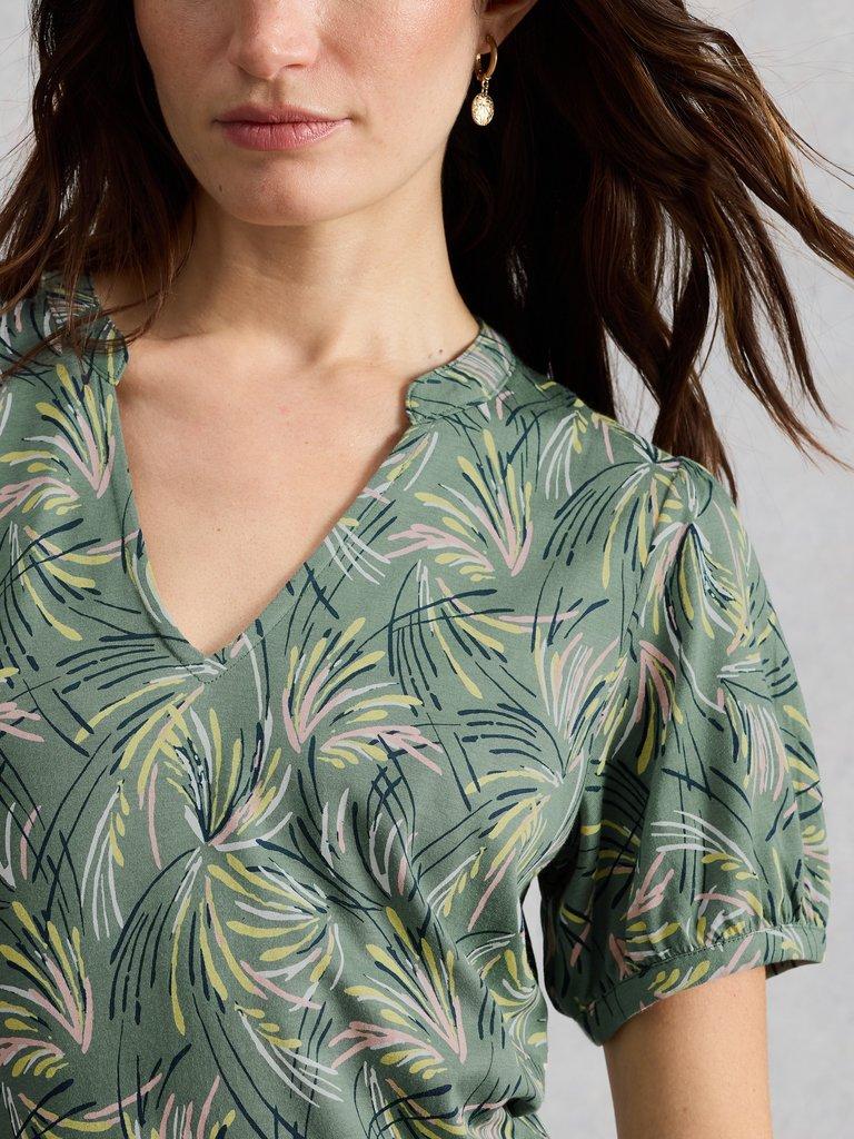 Leah Short Sleeve Jersey Midi Dress in GREEN PR - MODEL DETAIL