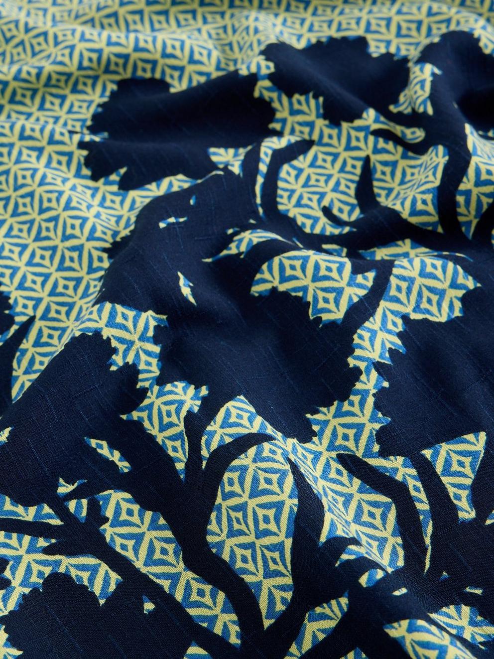 Kate Top in GREEN PR - FLAT DETAIL