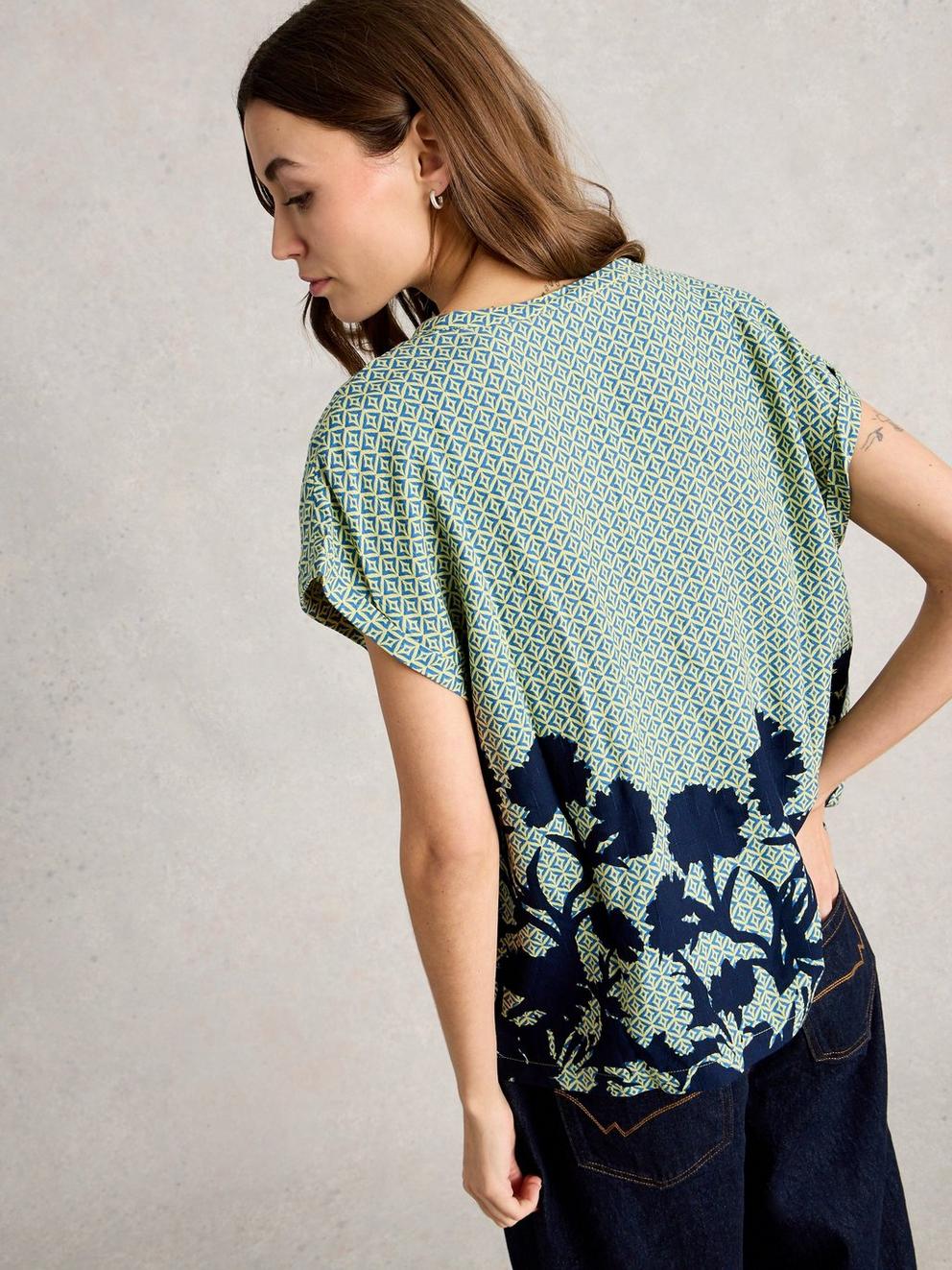 Kate Top in GREEN PR - MODEL BACK