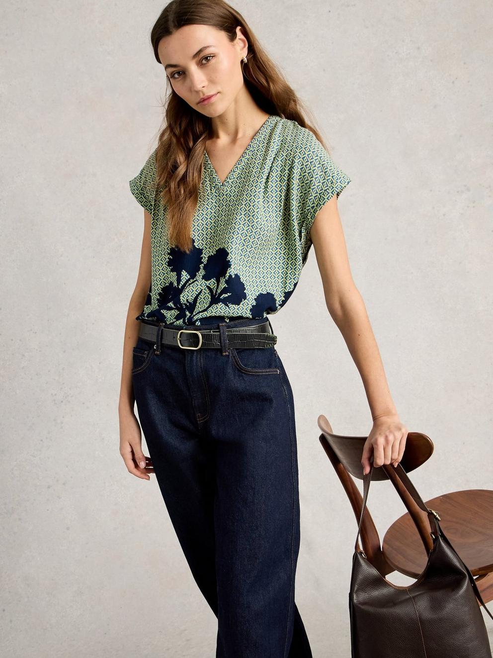 Kate Top in GREEN PR - MODEL DETAIL