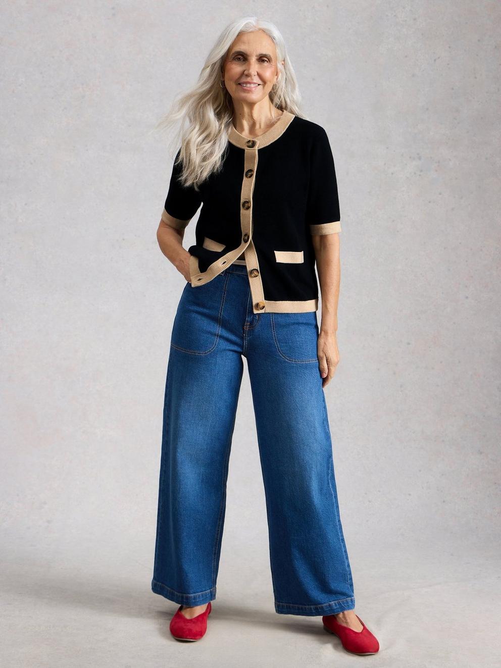 CHARLOTTE SHORT SLEEVE CARDI in BLK MLT - MODEL FRONT