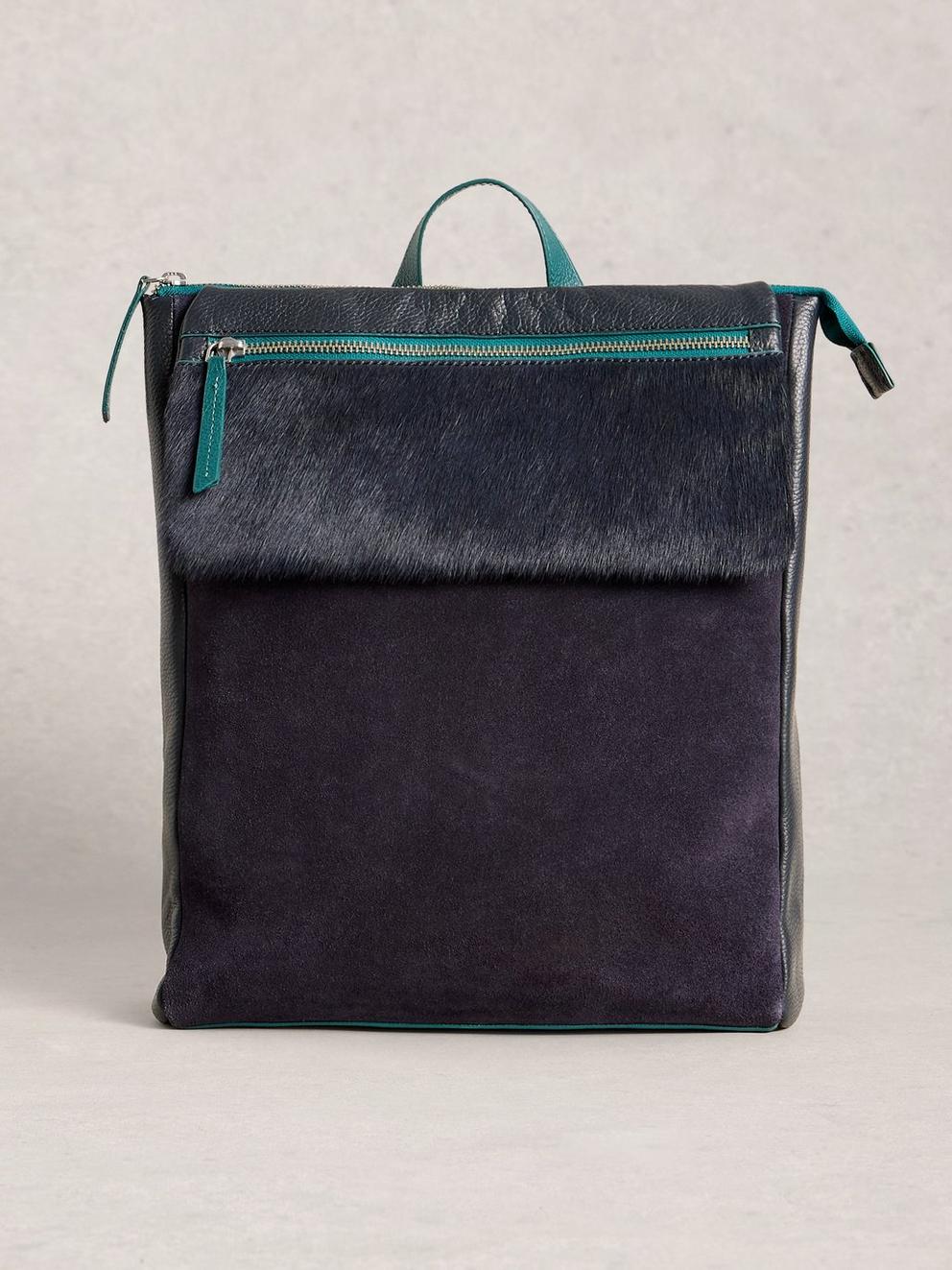Tiggy Leather Backpack in DARK NAVY - LIFESTYLE