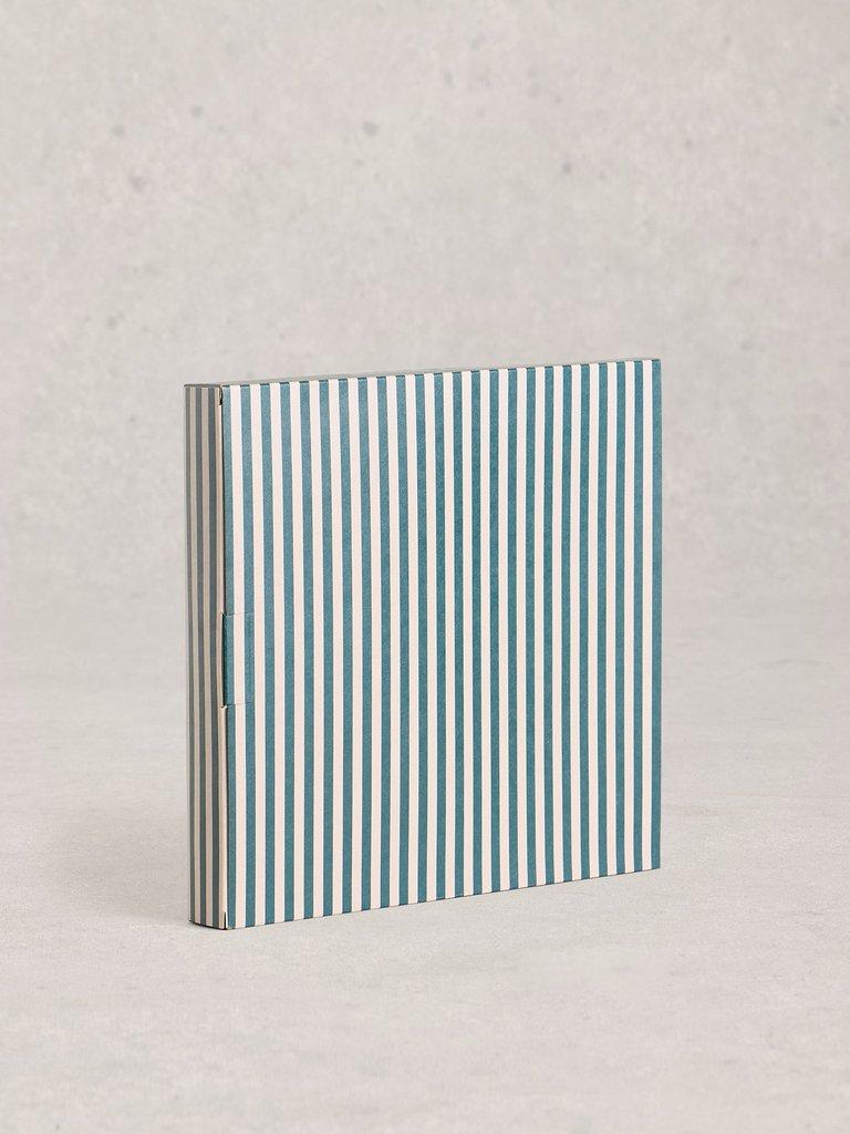 Mens Hat and Glove Set in KHAKI GRN - FLAT BACK