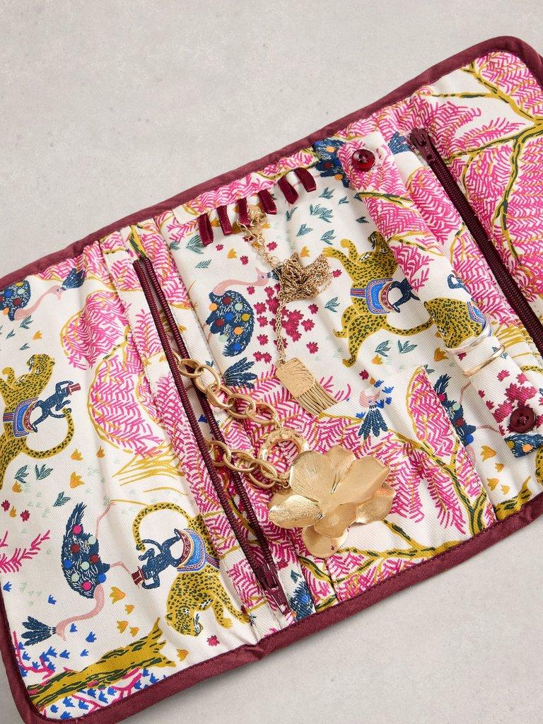 Printed Jewellery Roll in NAT PR - FLAT DETAIL