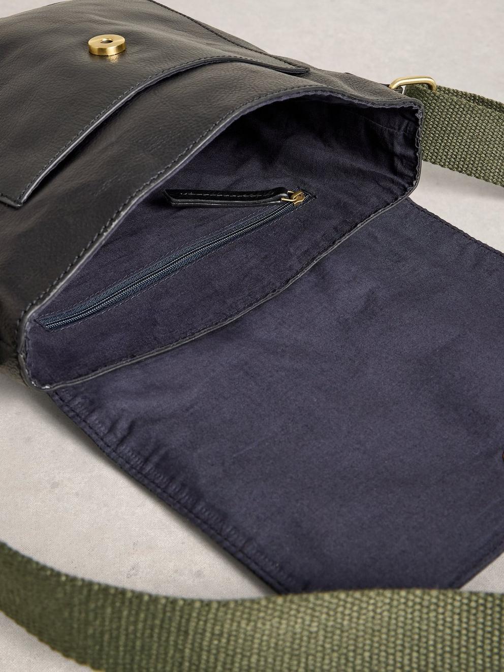 Frankie Crossbody Leather Bag in PURE BLK - FLAT DETAIL