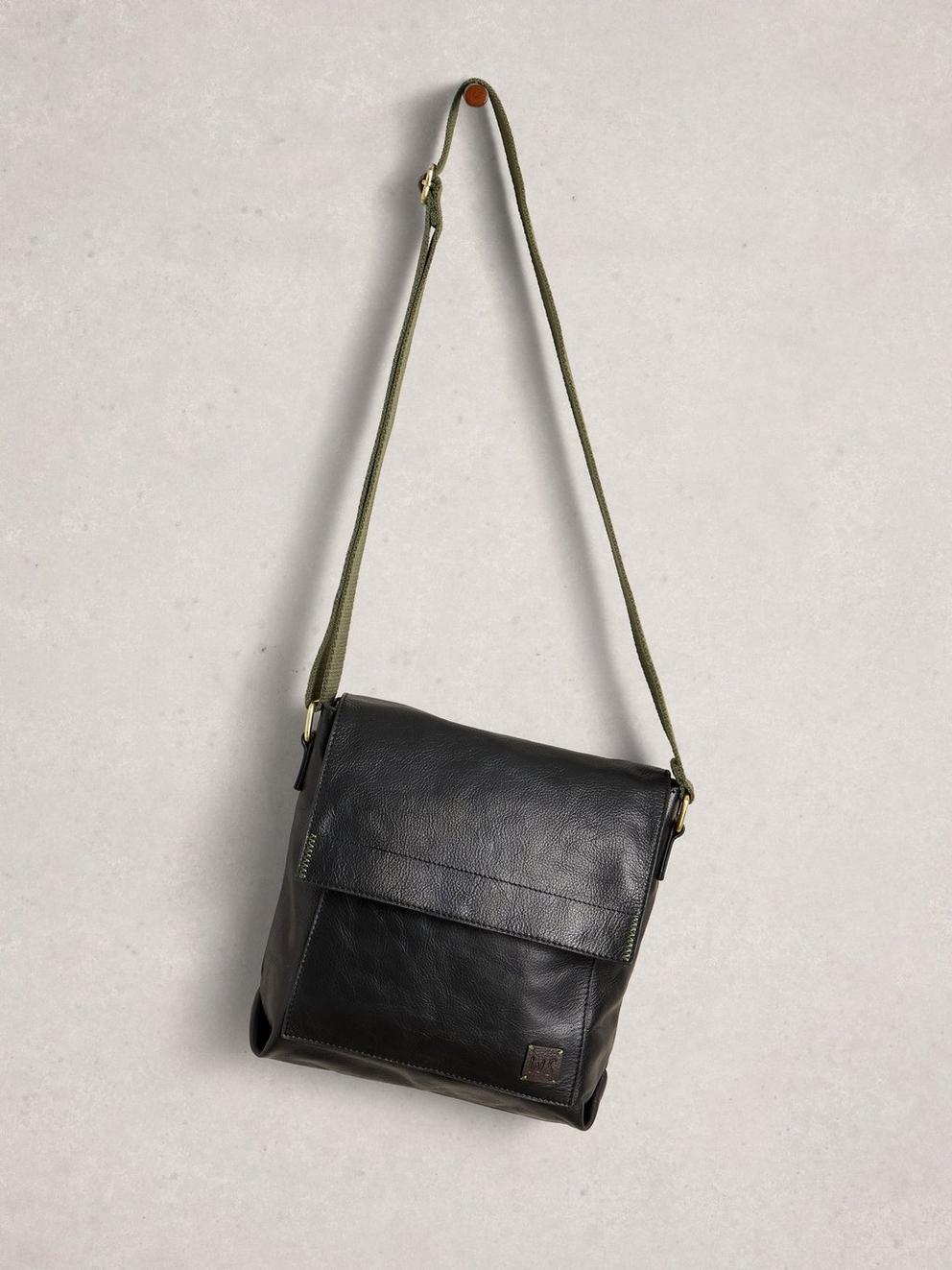 Frankie Crossbody Leather Bag in PURE BLK - FLAT FRONT