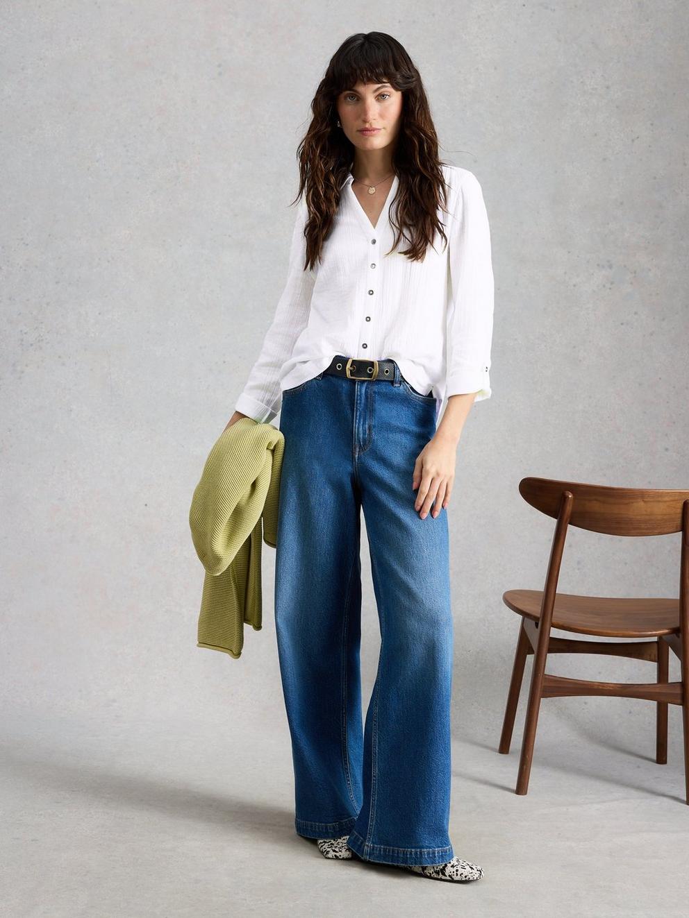 ANNIE DOUBLE CLOTH in BRIL WHITE - MODEL FRONT