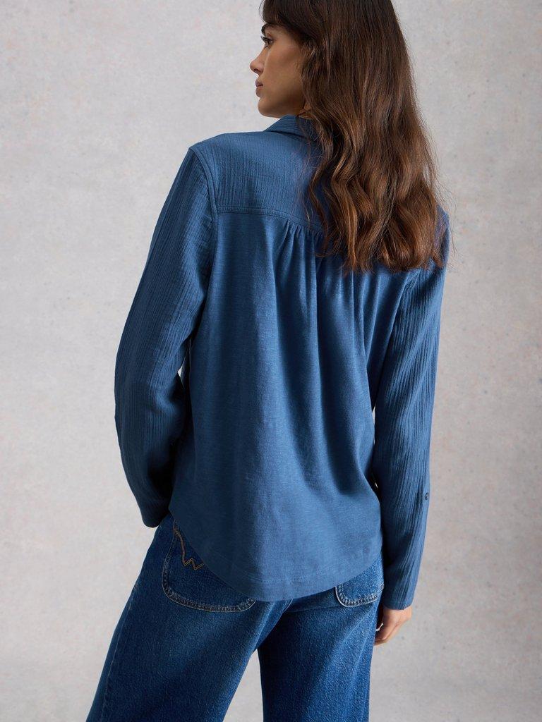 ANNIE DOUBLE CLOTH in DK BLUE - MODEL BACK