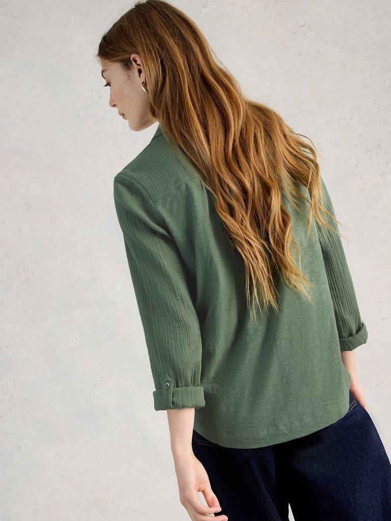 ANNIE DOUBLE CLOTH in KHAKI GRN - MODEL BACK