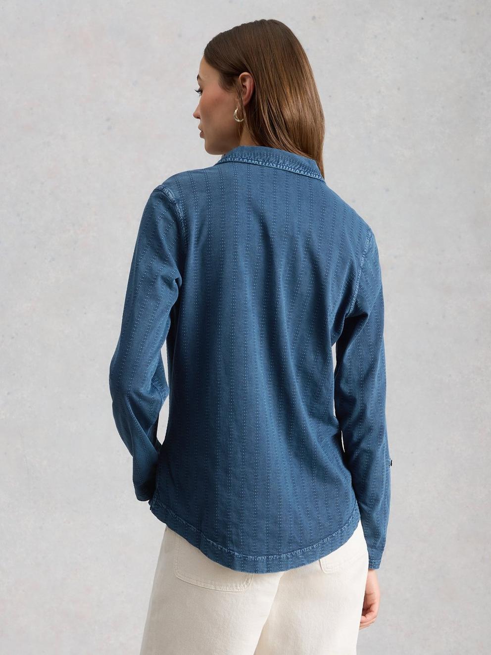 ANNIE INDIGO JERSEY SHIRT in INDIGO BLE - MODEL BACK