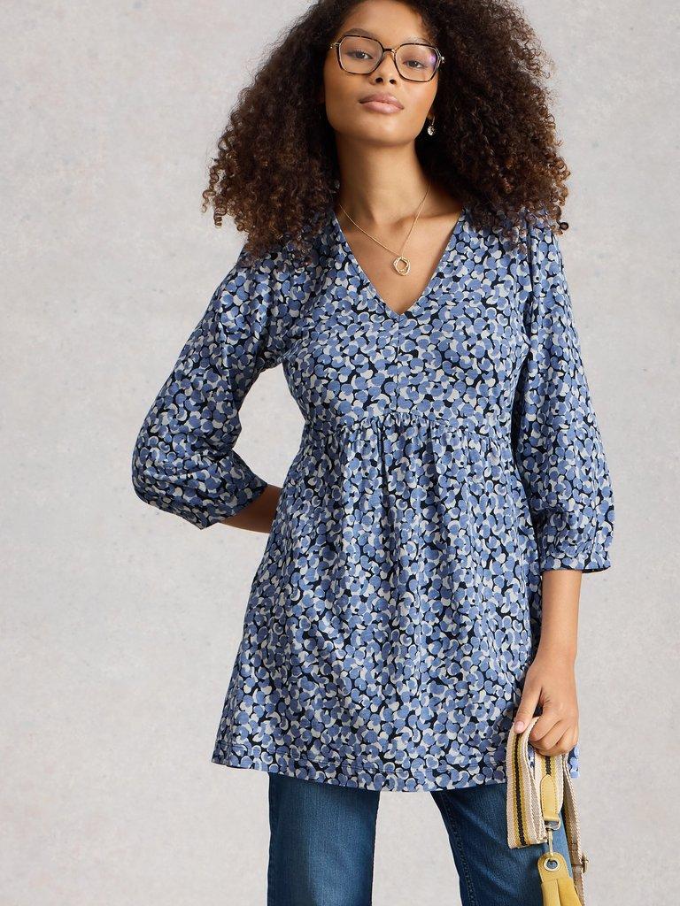 LARA V NECK SHORT SLEEVE TUNIC in BLUE MLT - LIFESTYLE