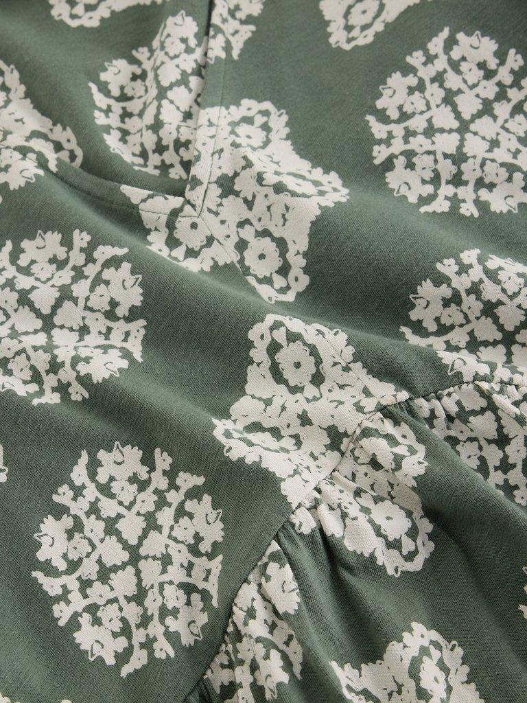 LARA V NECK SHORT SLEEVE TUNIC in GREEN PR - FLAT DETAIL